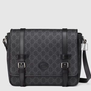 Gucci messenger bag